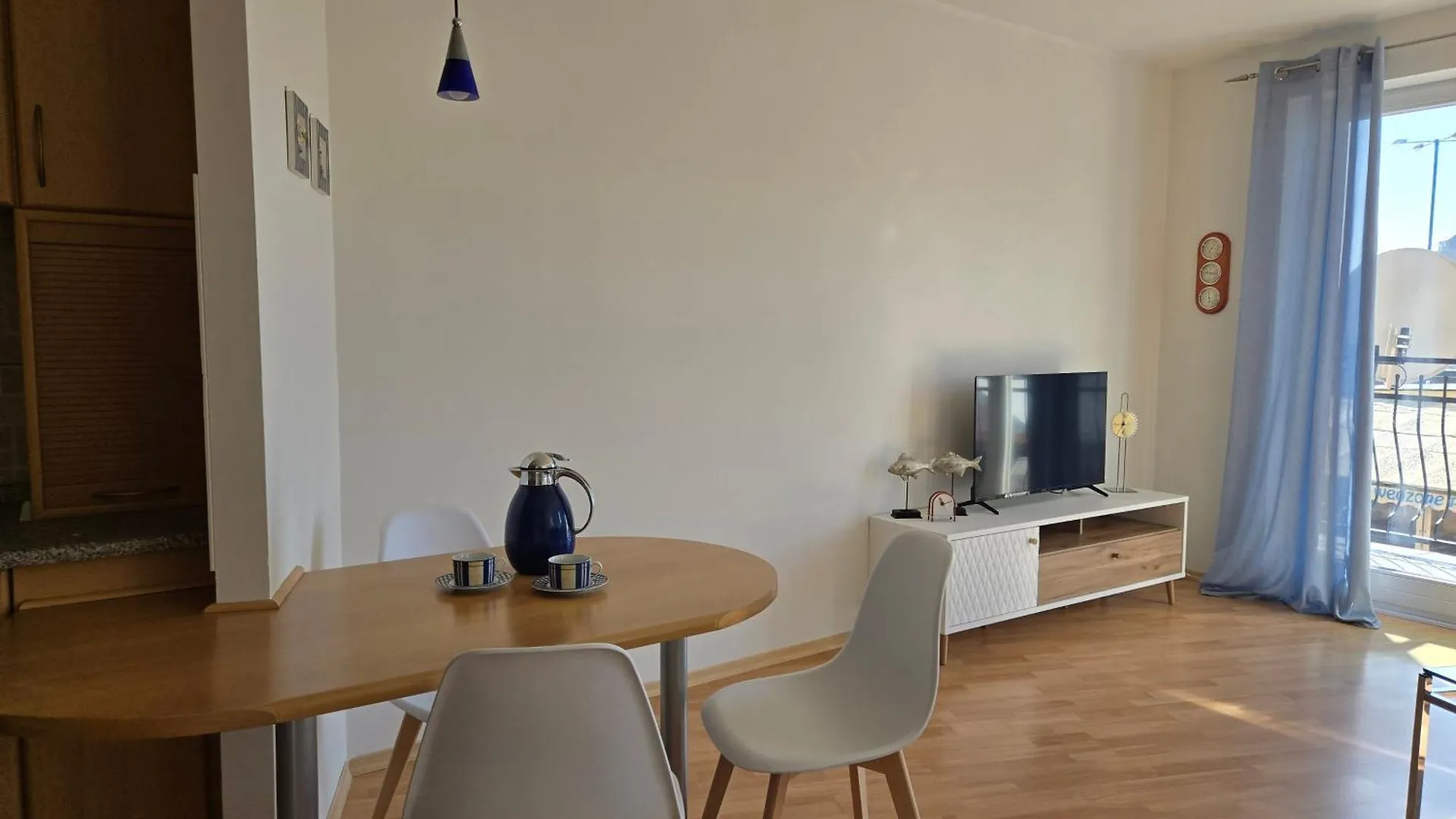 Cosy Apartment With A Balcony Near The Harbour In Kolobrzeg By Noclegi Renters Poland