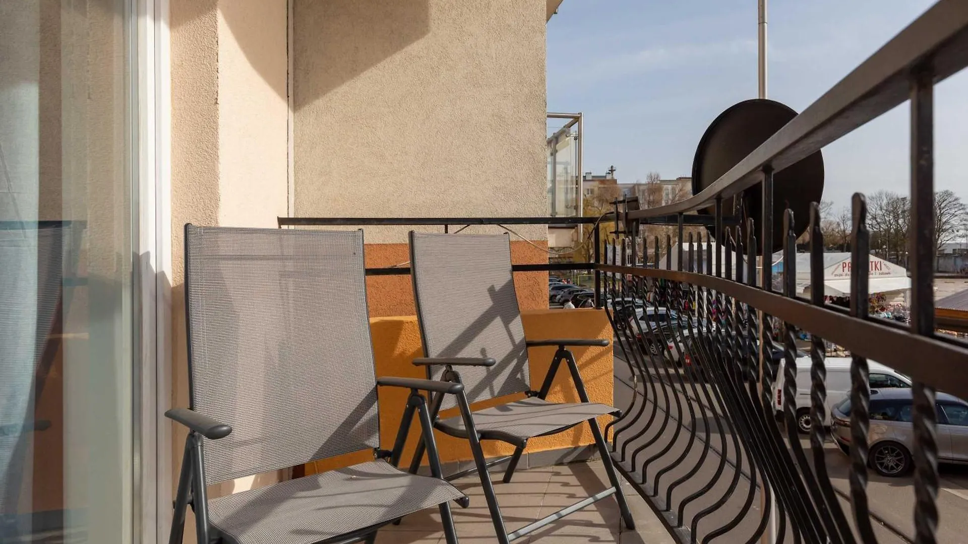 Cosy Apartment With A Balcony Near The Harbour In Kolobrzeg By Noclegi Renters
