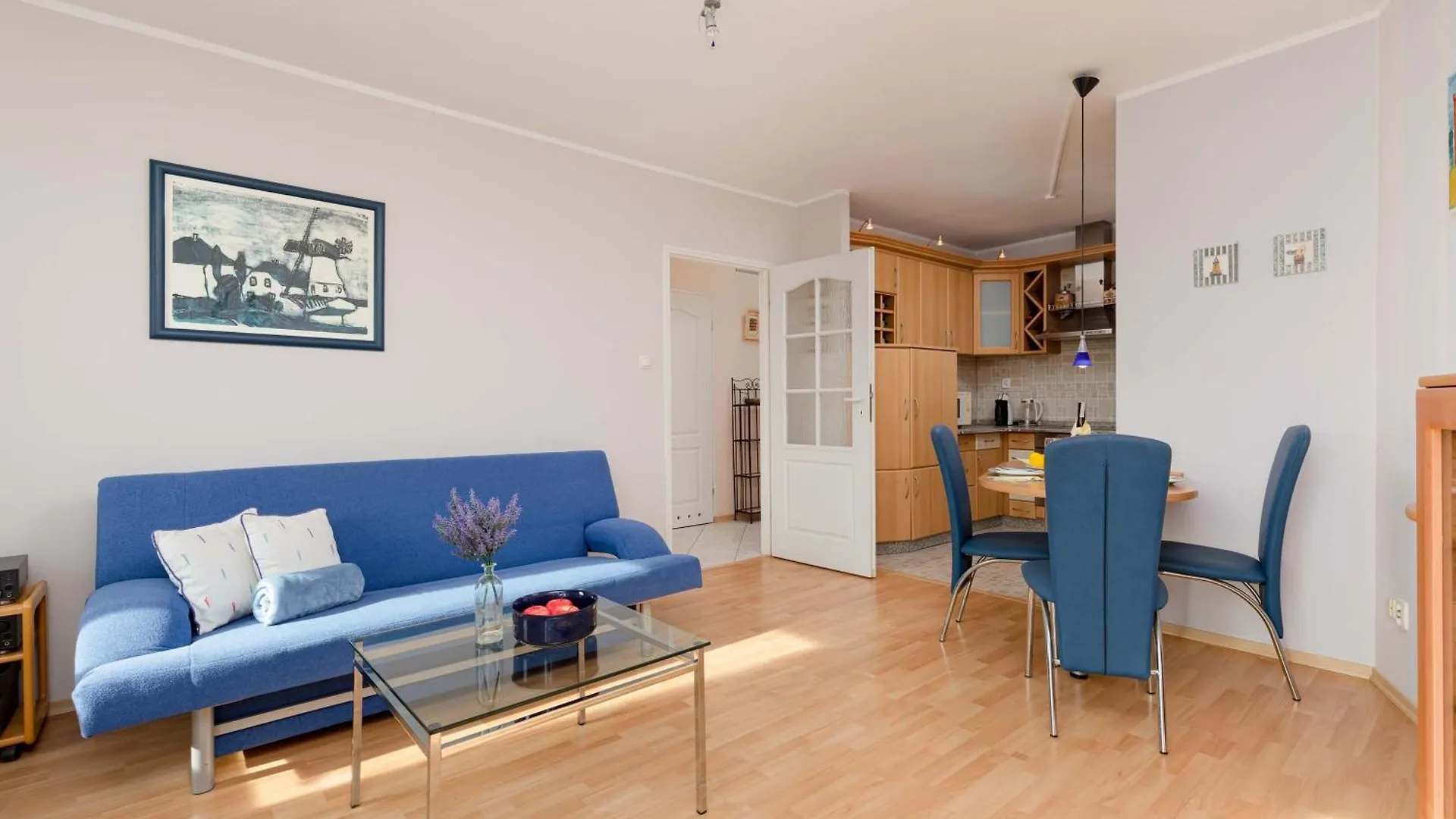 Cosy Apartment With A Balcony Near The Harbour In Kolobrzeg By Noclegi Renters